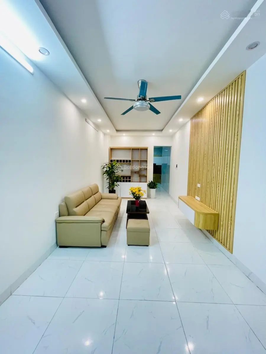 Ngõ Hòa Bình, Đống Đa - 46m - 3T - 3.3m - nhà mới đẹp ở ngay - công năng đầy đủ - tiện ích muôn vàn