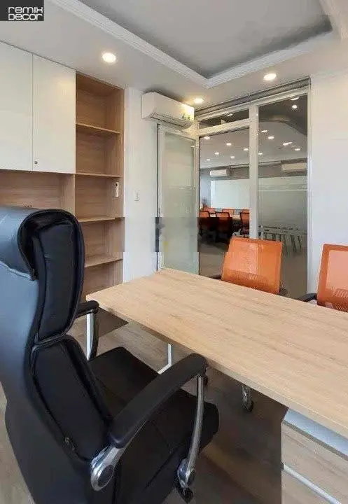 Bán căn hộ Wilton Tower , 93m2, Đã Sửa Lại Thành Văn Phòng , sổ hồng riêng , 6 tỷ 5 ,LH: 0908 435 ***