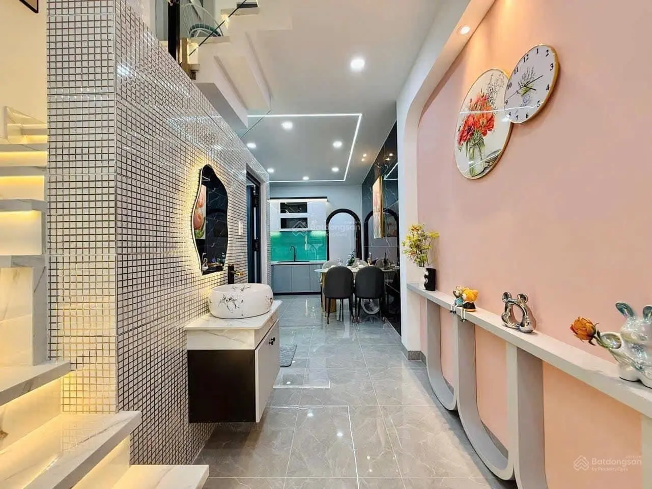 800tr có ngay nhà mặt tiền đường gần chợ bình chánh - đang cho thuê 9tr/tháng
