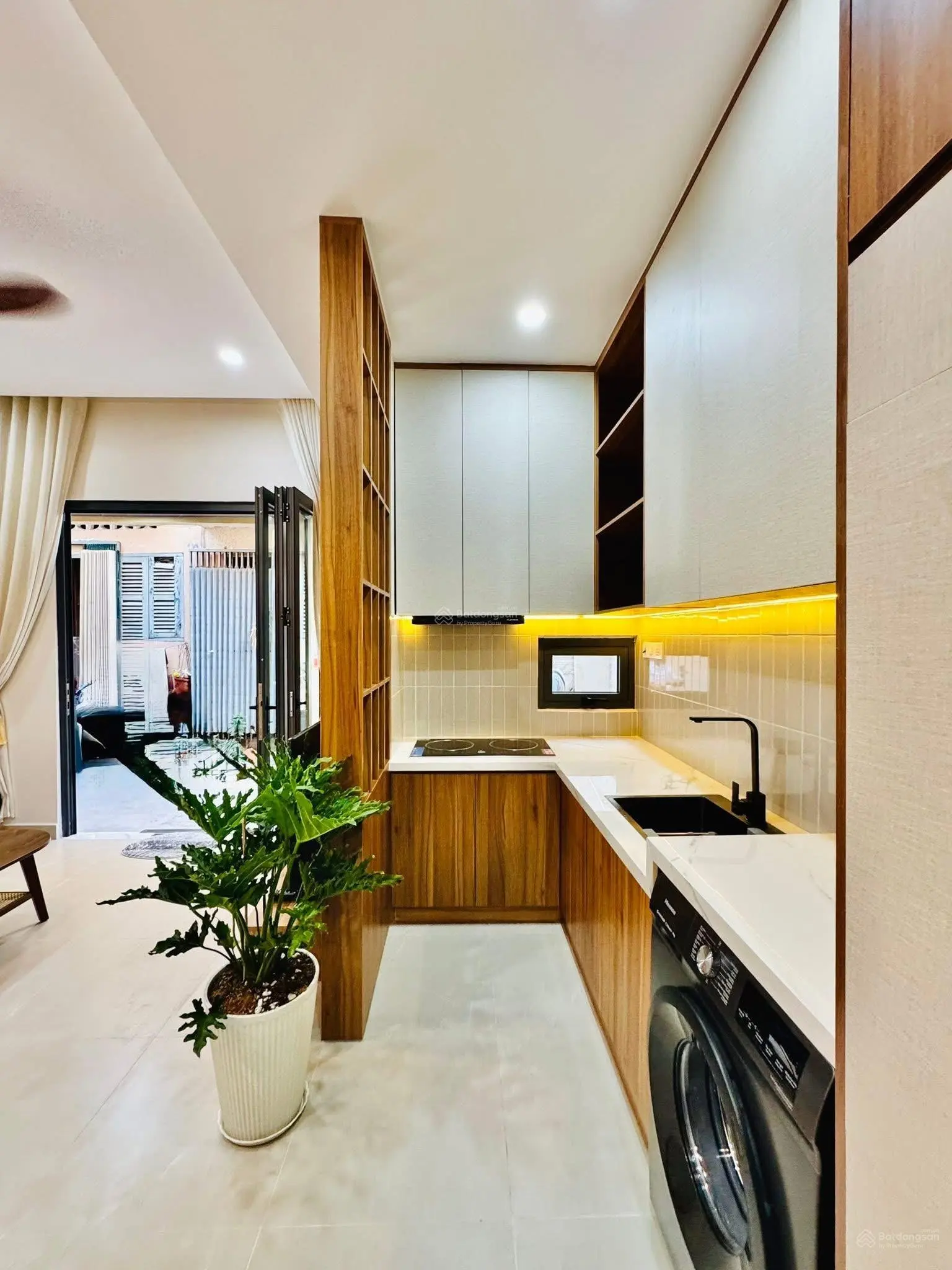 Hoa hồng 50tr - Bán nhà Nguyễn Công Hoan - P7 - PN - 27m2 - 4,38 Tỷ
