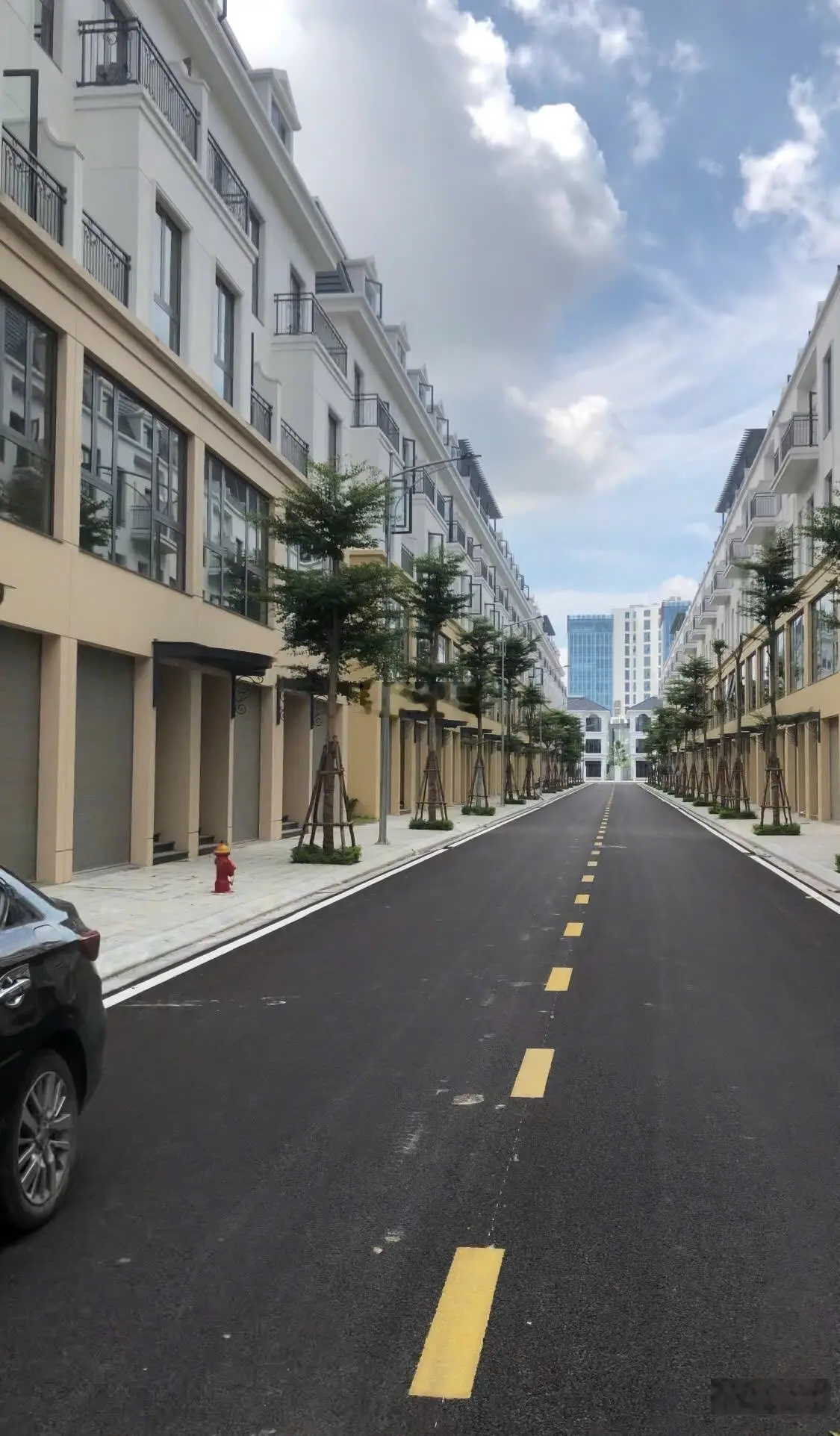 Cơ hội sở hữu liền kề Vinhomes Star City 80m2 xây 5 tầng mặt tiền 5m giá hơn 5 tỷ