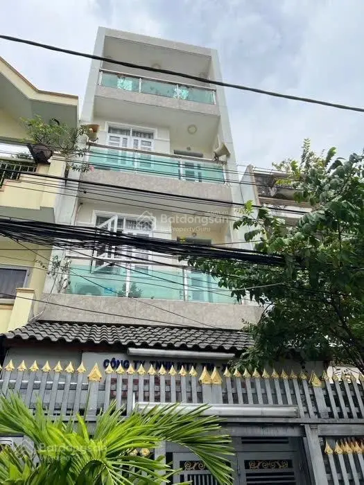 Đường nhựa 8m- tân hoà đông- giáp q6- 4x17 - 4 tầng- 4pn- khu phân lô- giá 7.7 tỷ tl.