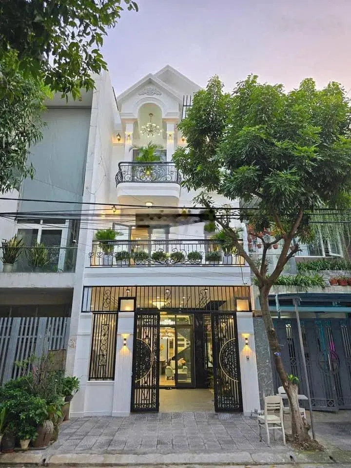 Bán Nhà Tân Cổ Điển Gần Biển Hoà Minh - Trung Tâm Quận Liên Chiểu - Đà Nẵng