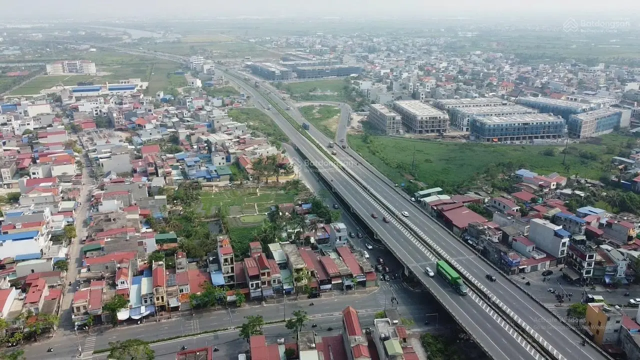HOT: Căn góc liền kề Star Central giá tốt nhất, vay miễn lãi trong 18th, ck gần 1 tỷ. LH:0926 772 ***