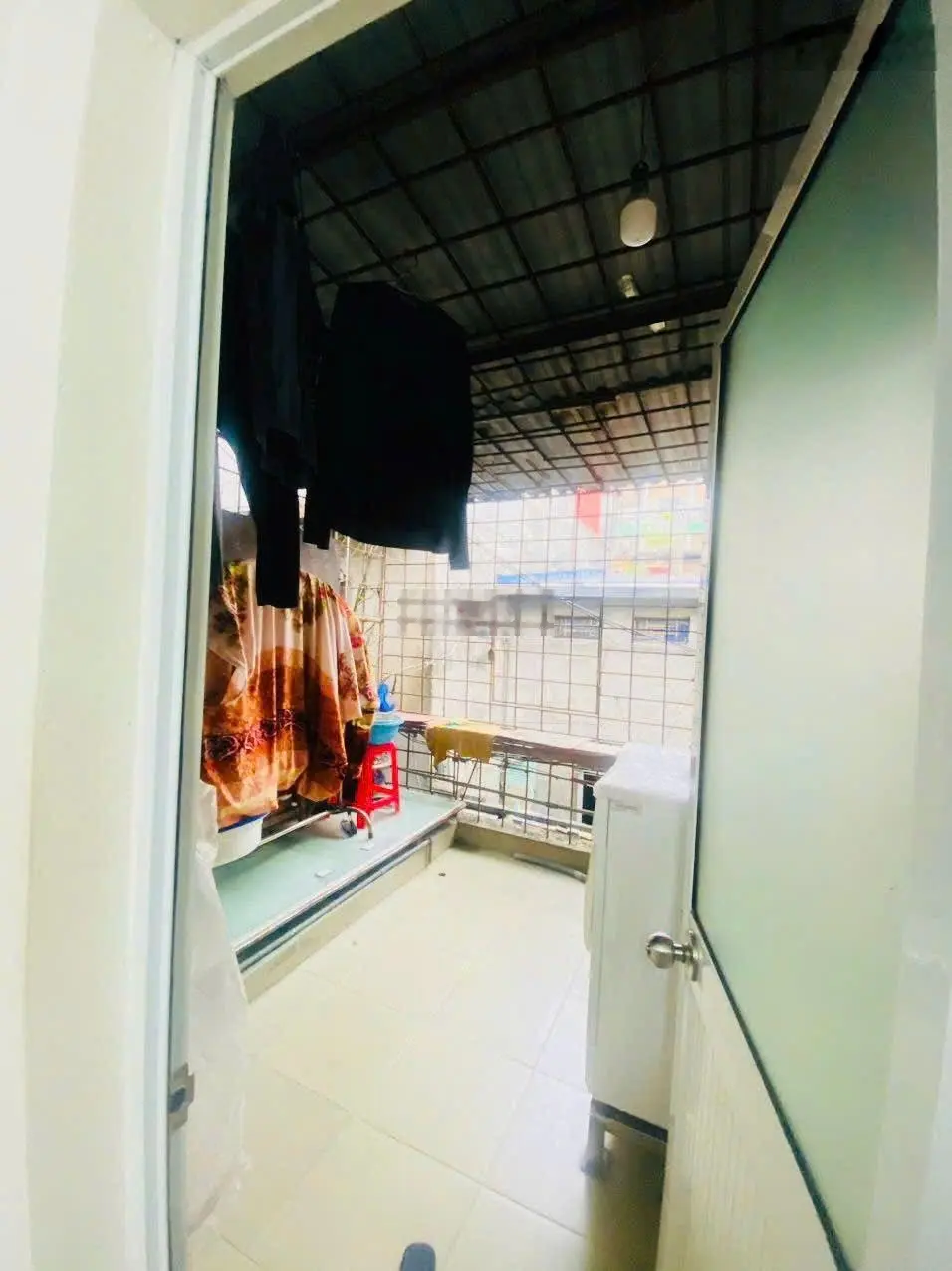Nhà 2 tầng sạch sẽ ở luôn được. Ngõ 320 Lê Lai - Ngô Quyền - Hải Phòng dành cho người thu nhập thấp