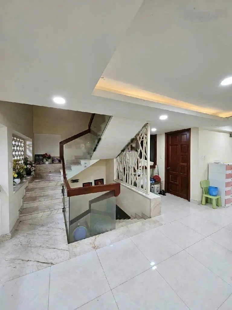 Bán nhà Đặng Thùy Trâm Bình Thạnh - 5 tầng - 6x20m - 120m2 - khu Vip phân lô - không lộ giới sổ A4