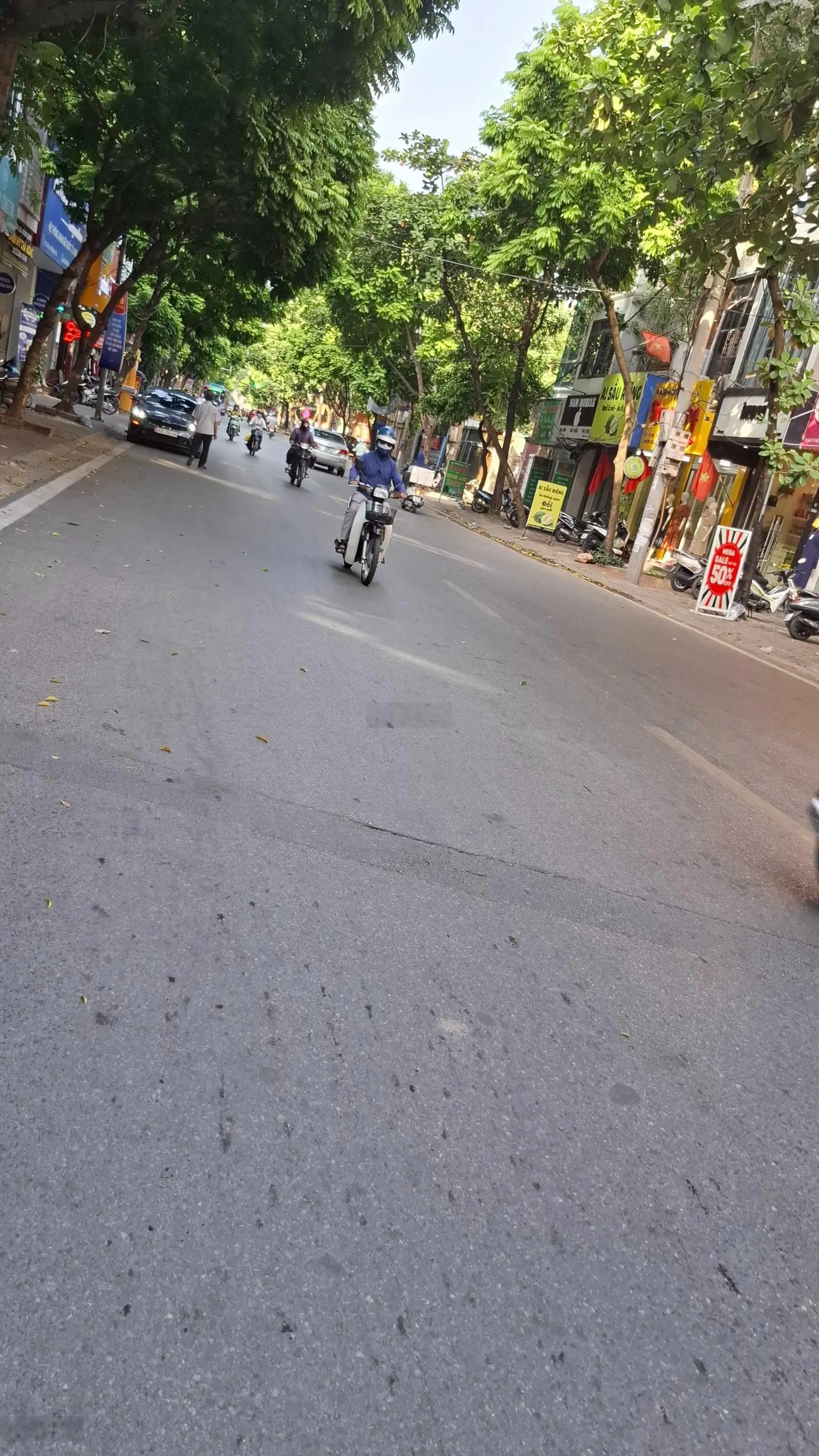 Siêu Mẫu LK Văn Quán, Hà Đông, 75m, chỉ 16 tỷ, 5 tầng, phân lô, vỉa hè, KD sầm uất, ô tô tránh