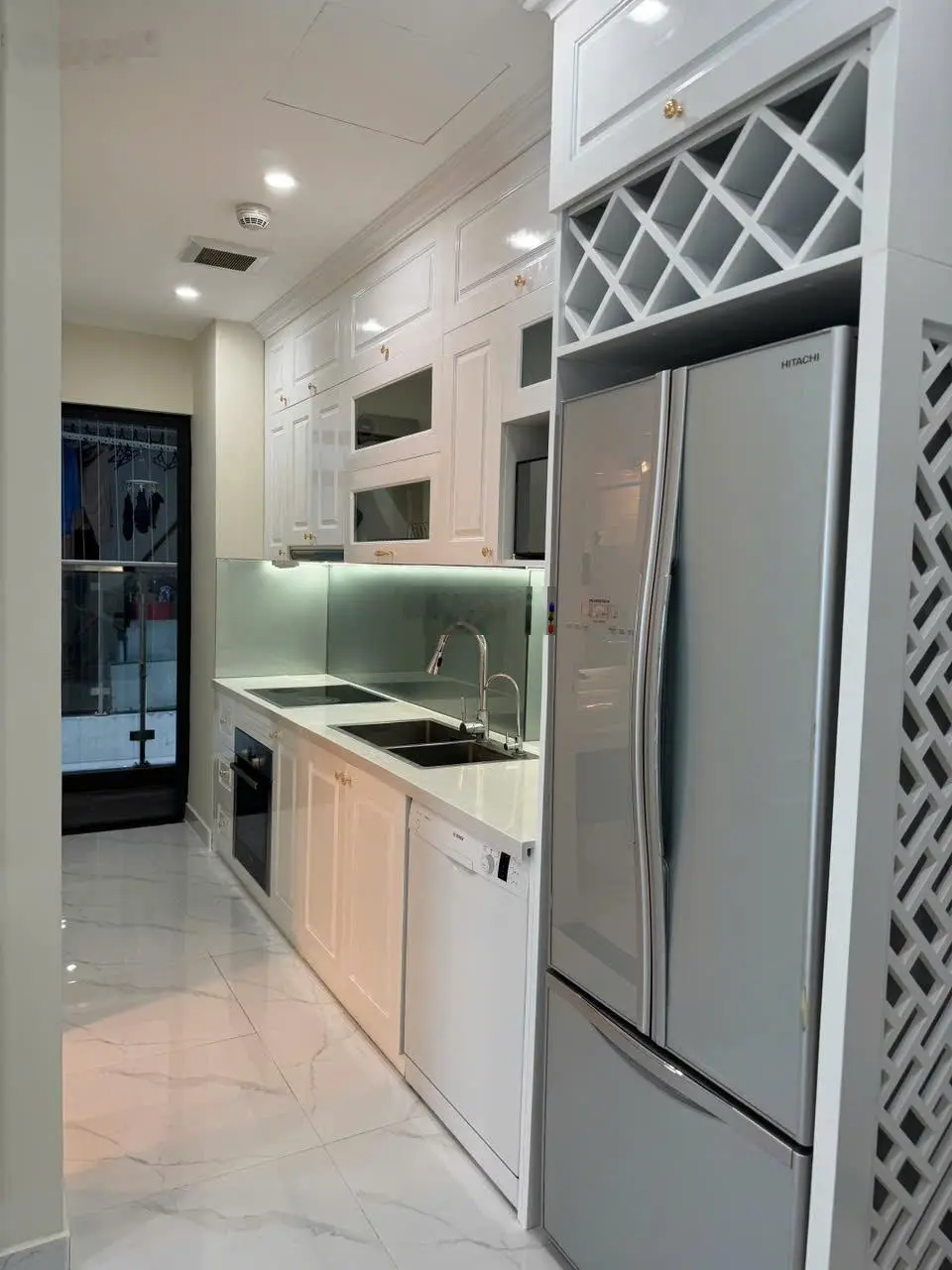 Chính chủ bán căn hộ tại Imperia Garden, diện tích 73m2, 2PN 2WC, cửa TB ban công ĐN, full nội thất