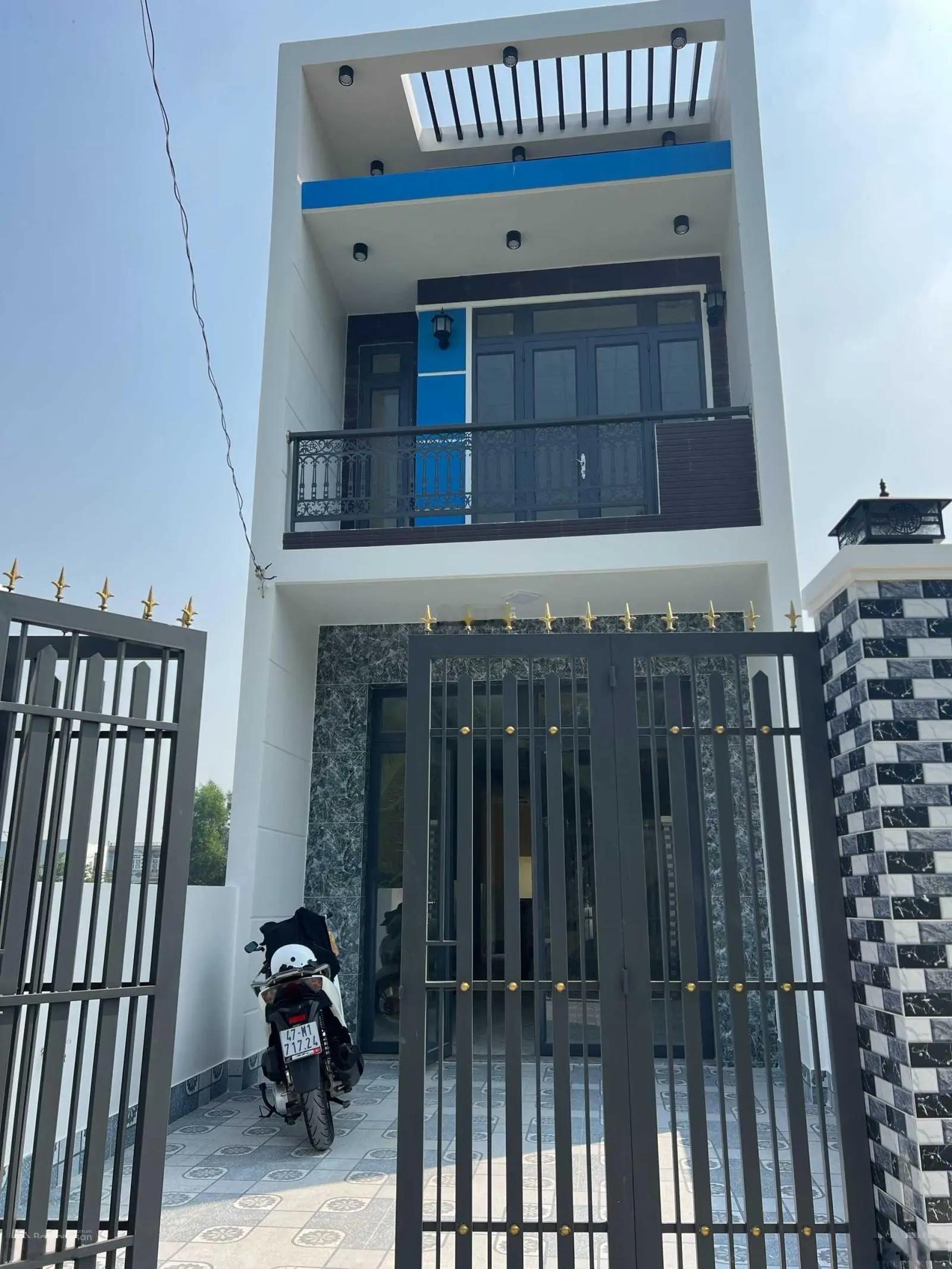 NHÀ KDC CẦU TRÀM CÁCH CHỢ BÌNH CHÁNH 15 PHÚT , SỔ HỒNG RIÊNG,THANH TOÁN 20% SỞ HỮU NGAY