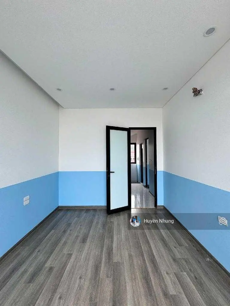 Mặt phố hồng tiến, dt 46m*6 tầng, mt 6.2m, vị trí kim cương,thang máy, siêu kinh doanh