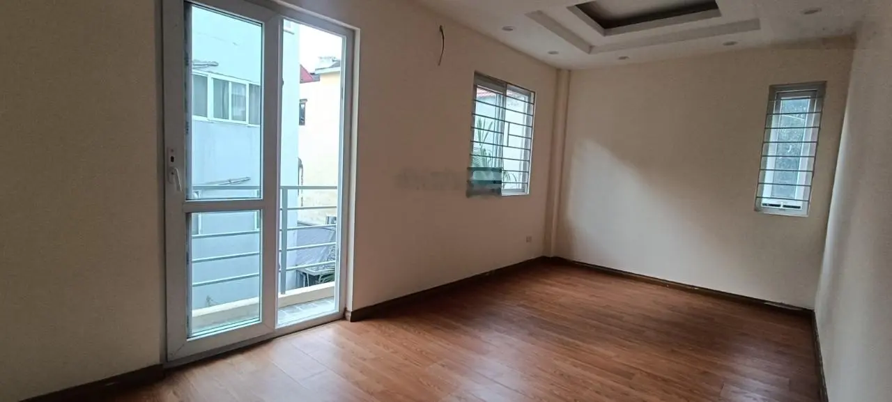 Bán nhà 5 tầng Lạc Long Quân Tây Hồ ở, diện tích 46m2 chỉ nhỉnh 8 tỷ