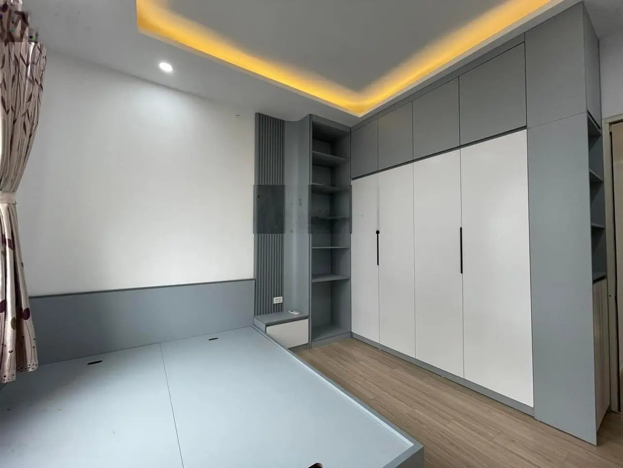 Hàng Hiếm Phú Lương 45m2*5Tầng. 6phòng ngủ, 300m ra Đại Học Đại Nam .30-50m ra chợ ,trường c1,c2,c3