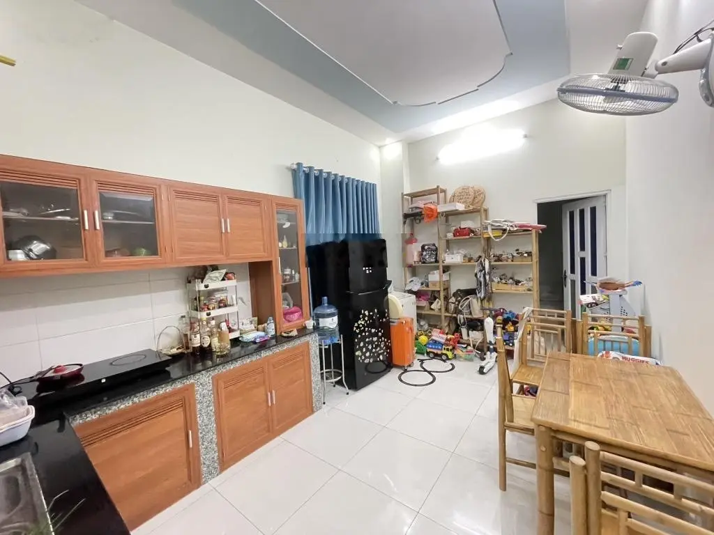 Siêu phẩm 3 tầng cực hiếm, 55m2, 5,3 tỷ tại Đường 10, Phường Linh Xuân, Thủ Đức, HCM