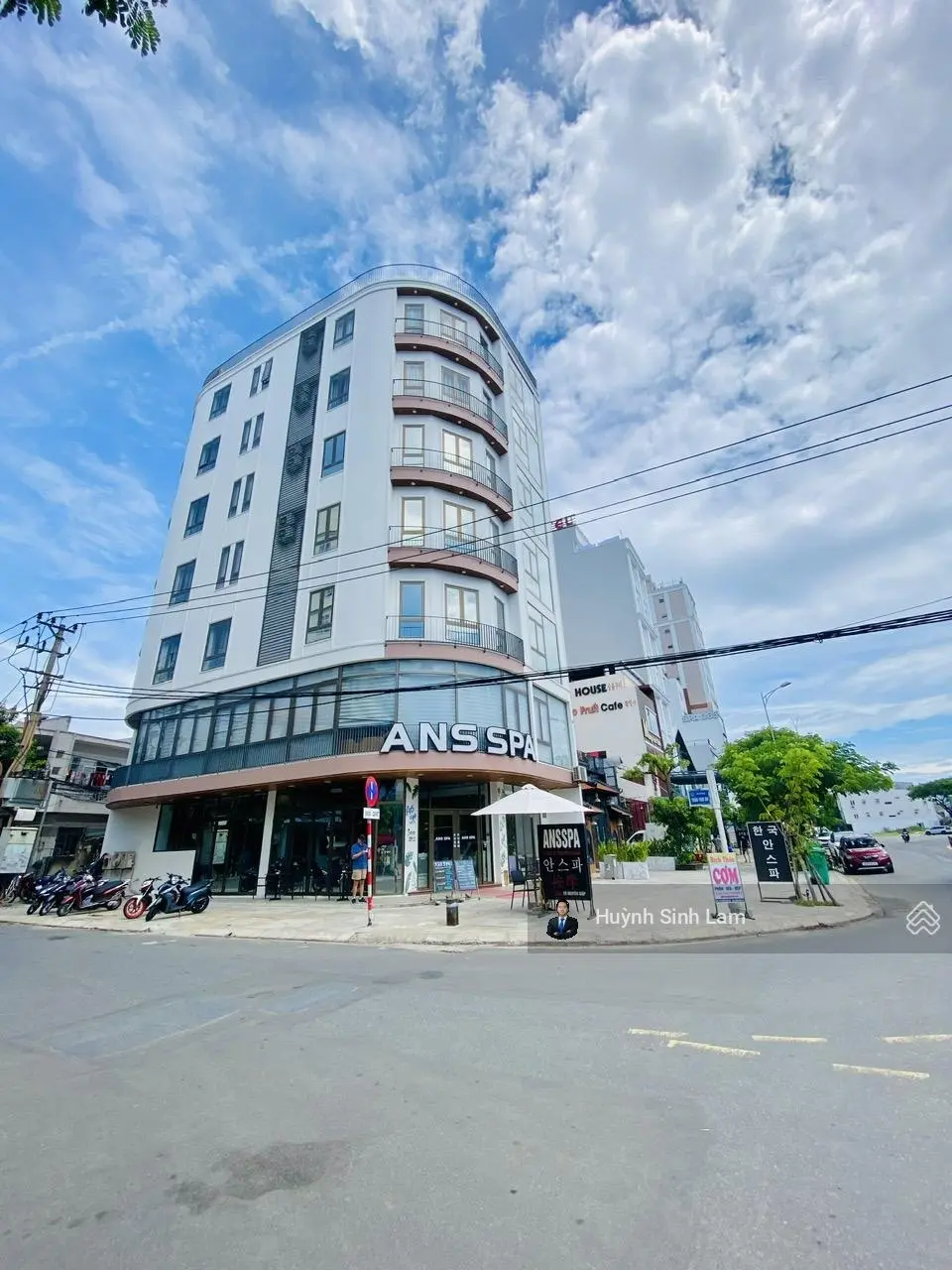 Hàng đầu tư! Nhà mặt phố Trần Văn Dư - Võ Nguyên Giáp - 105m2 ngang 5.1m - Cách biển 100m