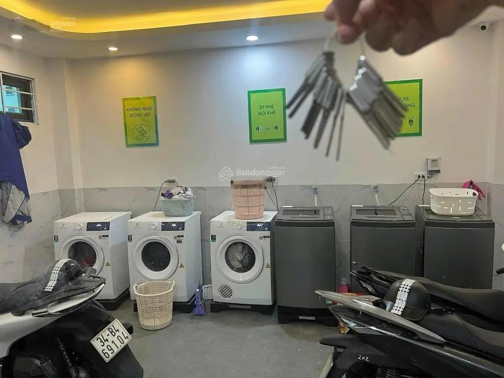 Toà CC mini 55m2 10P KK giá hơn 11 tỷ, vị trí đẹp gần ô tô