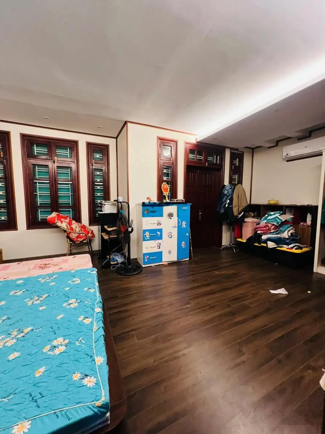 Cần bán nhanh căn biệt thự sân vườn phố Đội Nhân Trung tâm quận Ba Đình Hà Nội