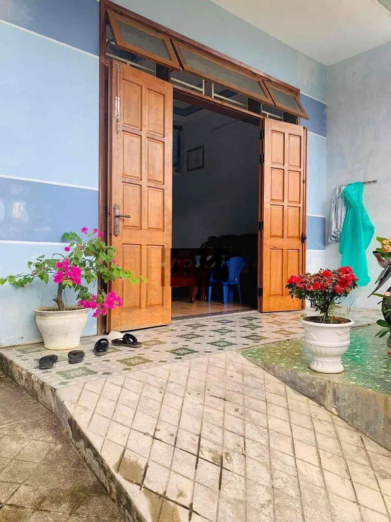 NHỈNH 2TY NHÀ GÁC LỮNG CẨM LỆ 106M2 KIỆT OTO