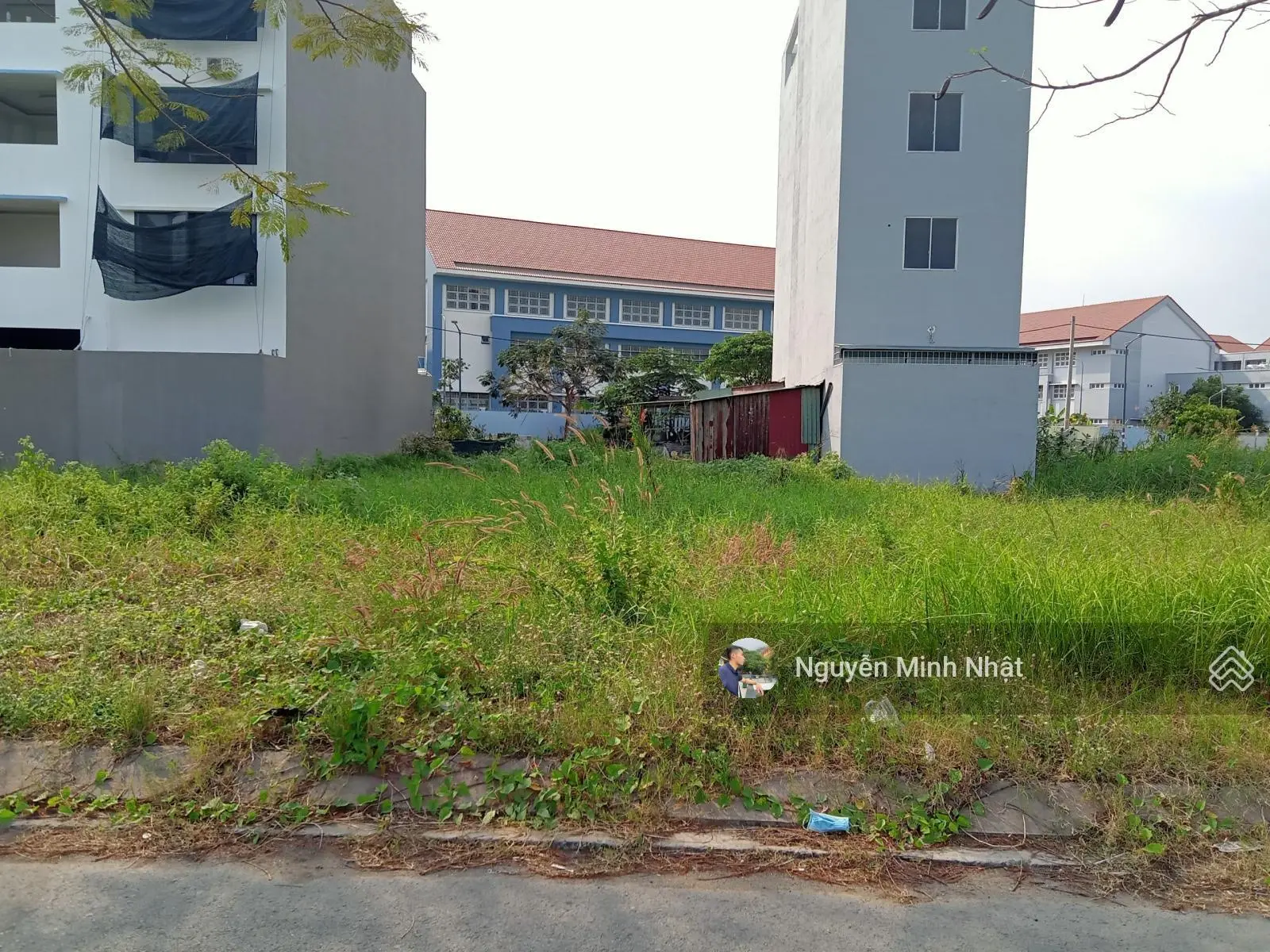 Bán gấp đất gần Trường Tiểu học Bùi Văn Ngữ, Bà Điểm, Hóc Môn, diên tích 80m2, chỉ 900tr .
