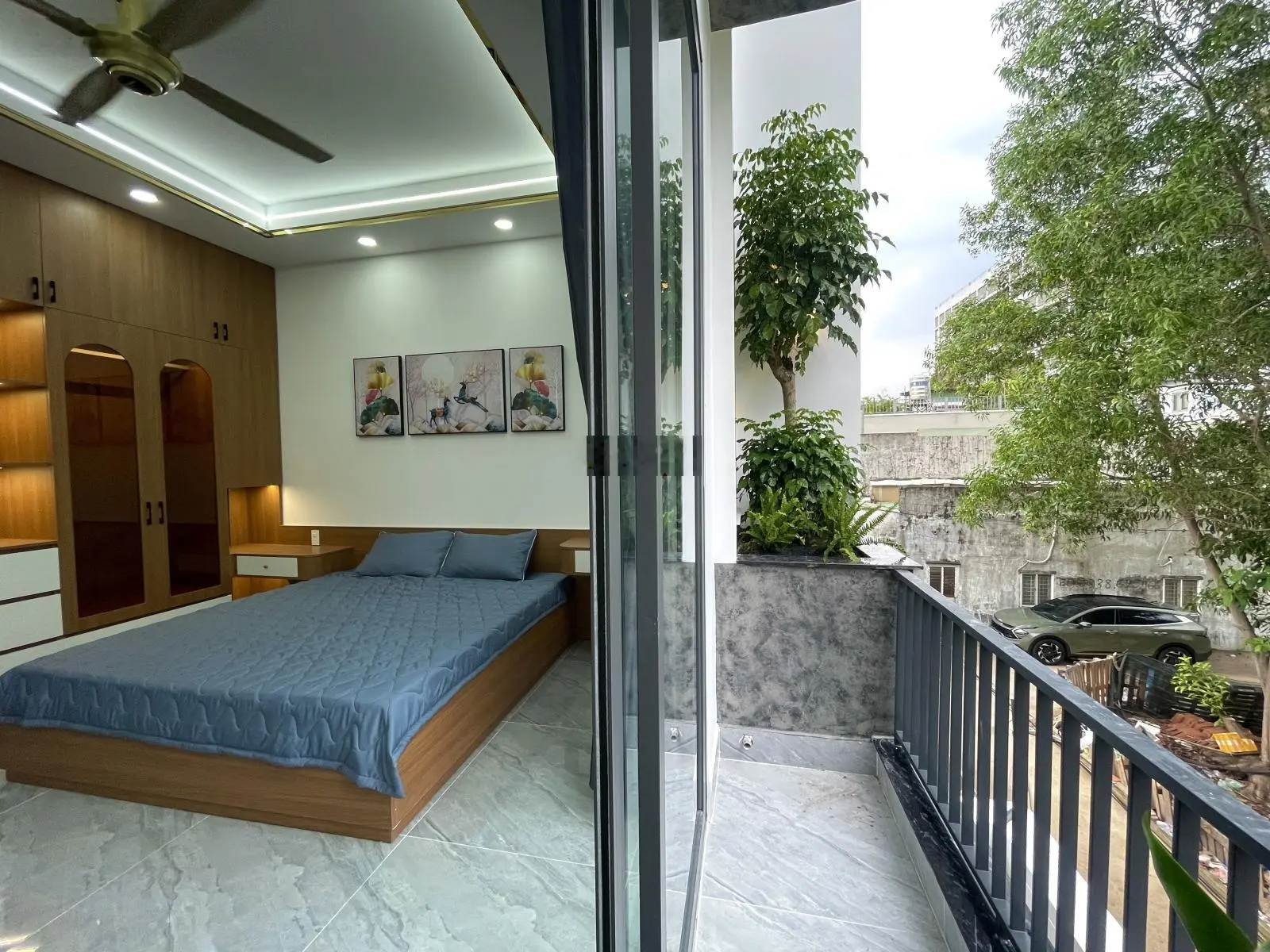 Hot: nhà mới 4 tầng full nội thất cao cấp, ô tô ngủ trong nhà ngay đường linh đông - gần vành đai 2