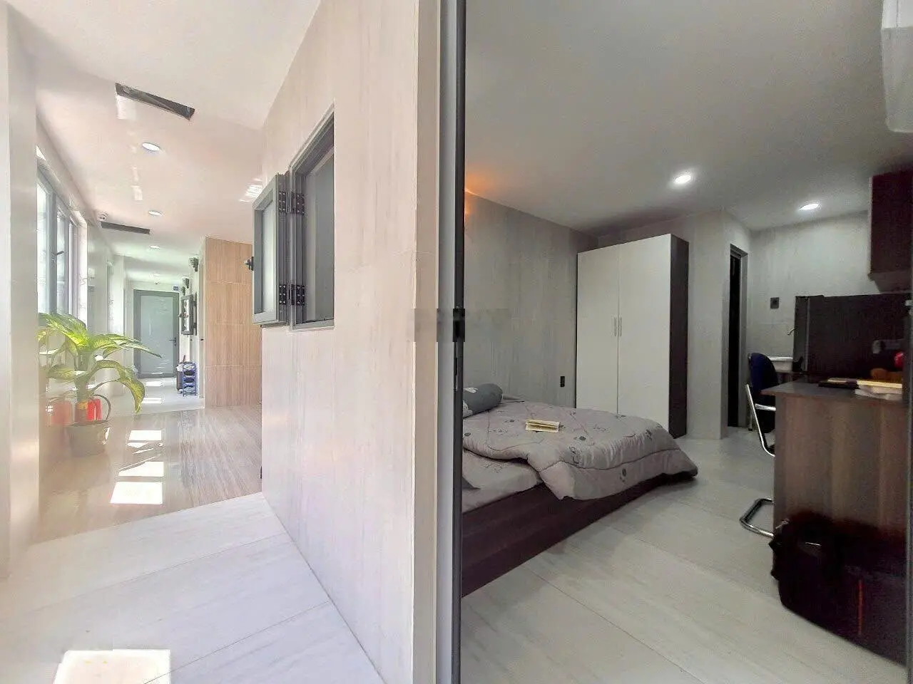 Bán gấp nhà Mặt tiền đường Ký Con, Phường Nguyễn Thái Bình DT 4m x 18m 5 Tầng giá 36 tỷ TL