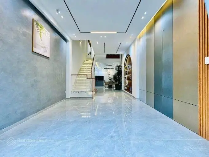 Cần tiền chữa bệnh cô sáu bán gấp Lý Chính Thắng Q3 48m2 Shr hẻm 5m