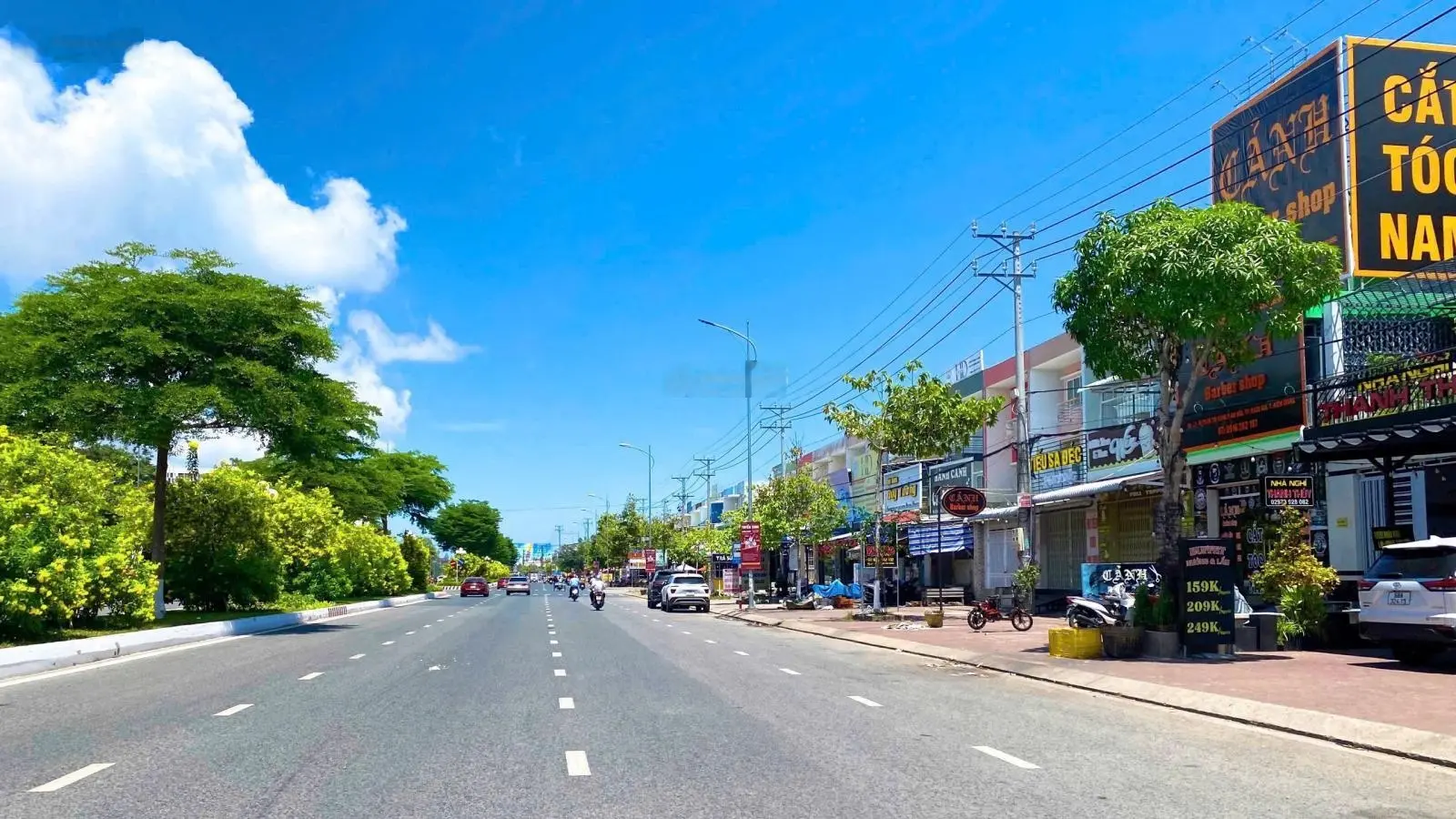 Bán Căn Góc 220m2 Đường Phan Thị Ràng, Vị trí đẹp cho việc Kinh Doanh Tốt, An Hoà, Rạch Giá