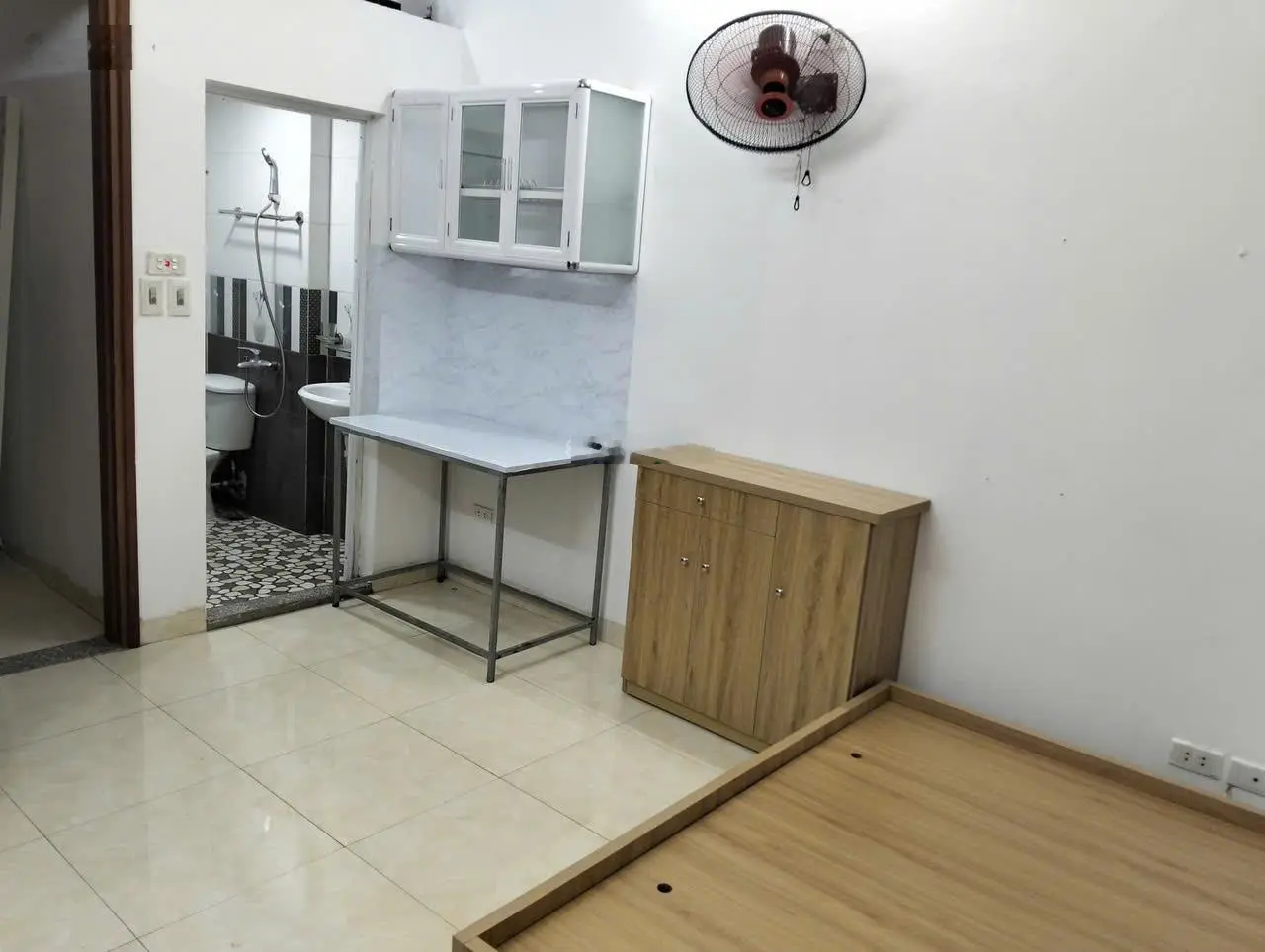 Bán căn hộ DV Tân Triều, 7 tầng, 10 phòng KK. Giá 8.2 tỷ