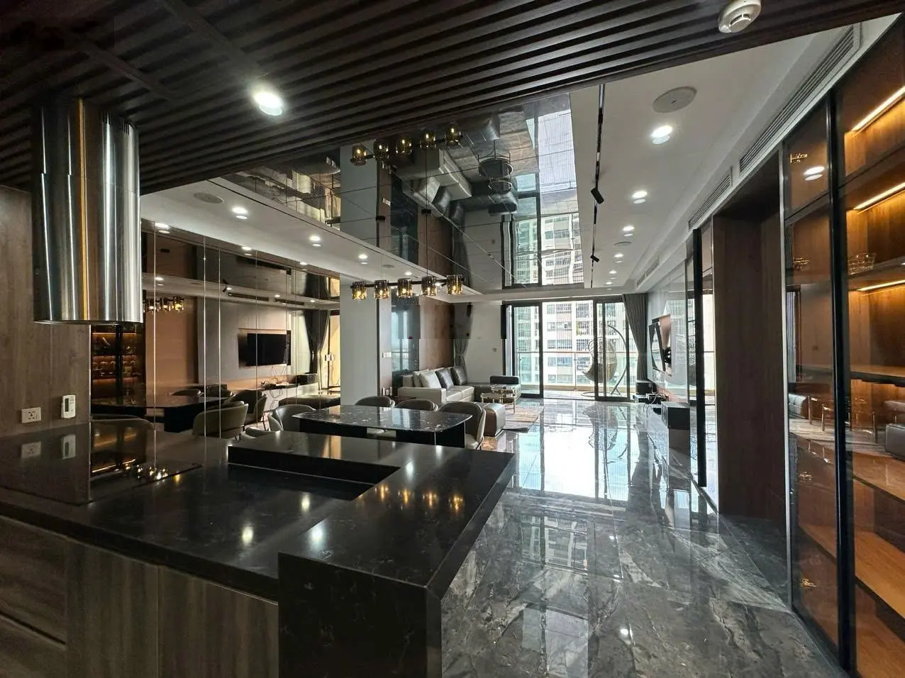 Bán căn Roman Plaza 103m 3N3W giá 6,2 tỷ. Sẵn sổ, full nội thất. LH 0962 347 ***