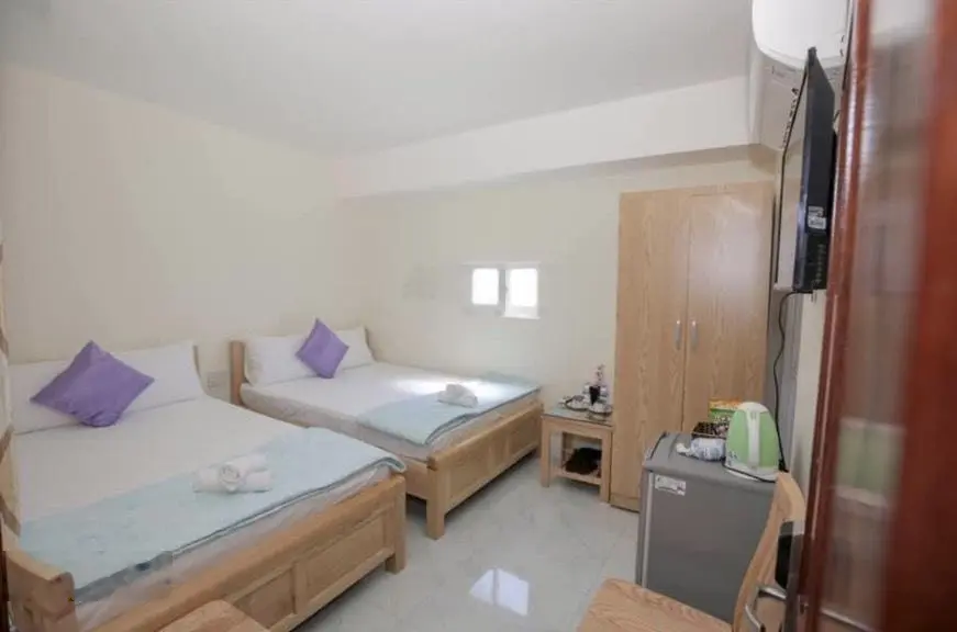 Bán khách sạn 6 tầng Vĩnh Hải Nha Trang cách biển 500m/ LH 0987845639 e Huyền Nha Trang