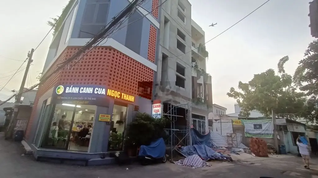 MẶT TIỀN NGAY ĐH NGÂN HÀNG - LÀM CHDV - VP CÔNG TY - KINH DOANH-6TỶ TL
