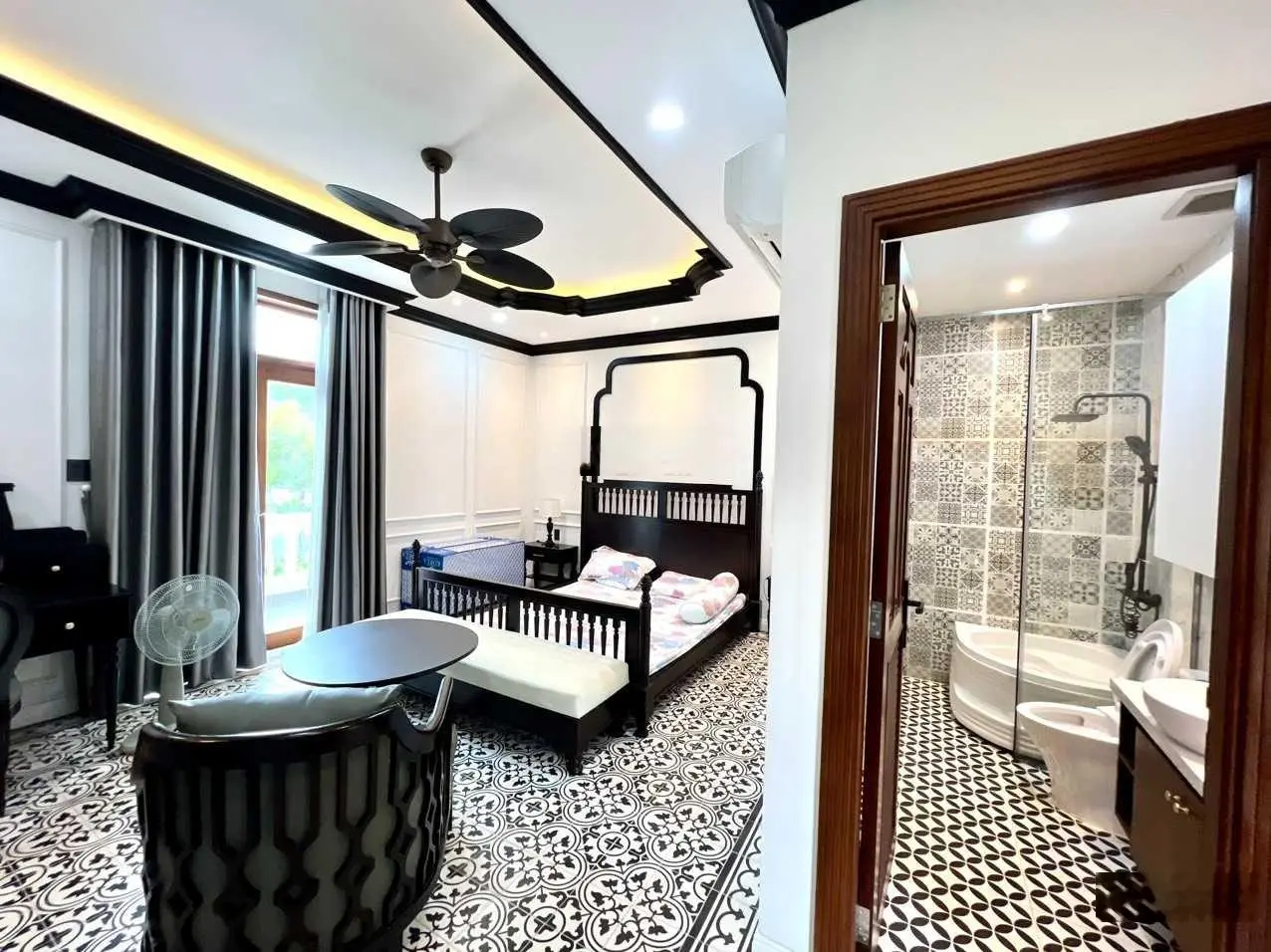 Biệt thự song lập 8x22m 176m2, một trệt 2 lầu, ST hướng Đông Nam, đối diện công viên đẹp 21,5 tỷ