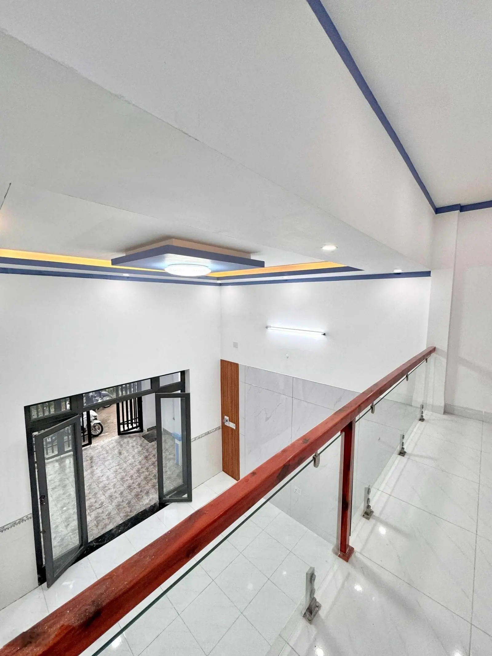 Chính chủ bán nhà lầu ngay trạm thu phí Bửu Long, trả trước 500tr, nhà 6,5x15m giá ngộp giảm 300tr