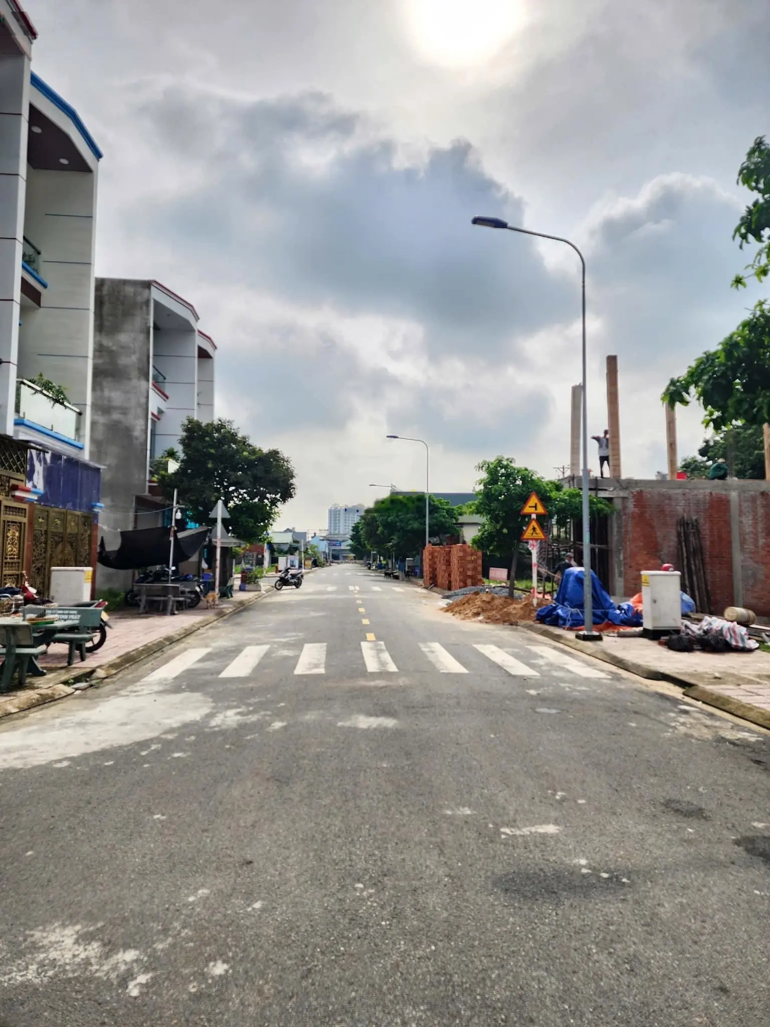 2,05 tỷ bán đất gần vòng xoay ngã 6 An Phú, p. An Phú, Tp. Thuận An