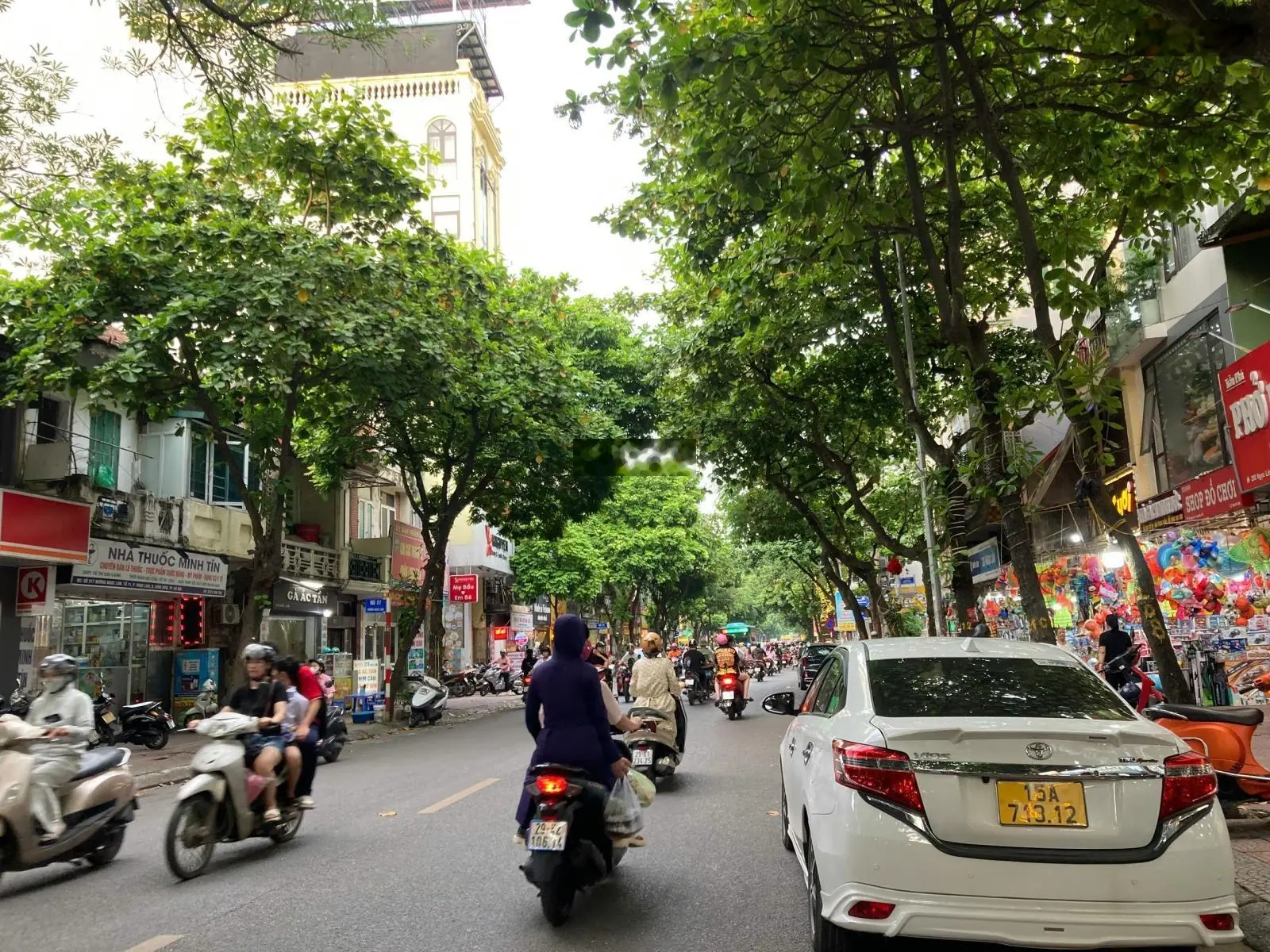 Bán căn liền kề vị trí víp nhất mặt phố Hoàng Thế Thiện - Chu Huy Mân, Sài Đồng, Long Biên