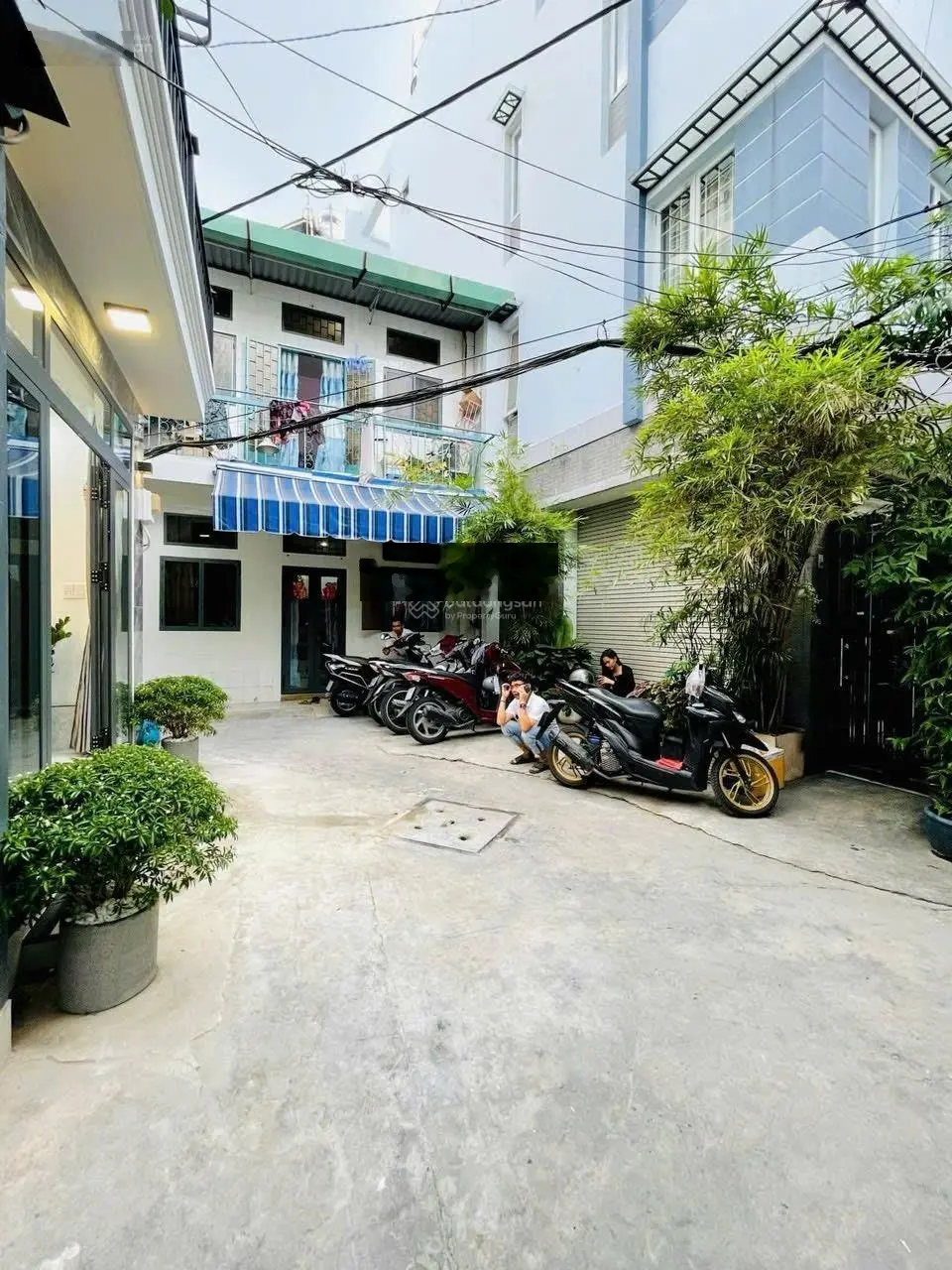 Đi định cư cần bán gấp nhà Nguyễn Văn Trỗi, Q. Phú Nhuận,Giá 1,950tỷ/40m2 gần chợ, LH 0762533120