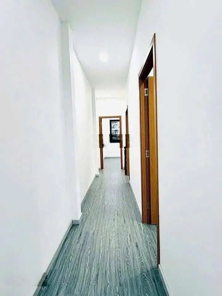 Nhà mới ở ngay nhà 2 tầng P. Phước Long A - thổ cư 91m2 - 3PN - 5 tỷ x TL