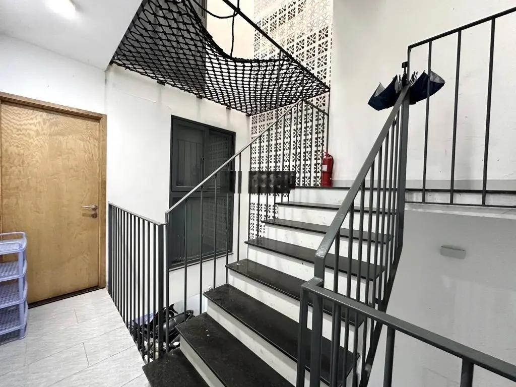 Nhà 5 tầng 14 CHDV ngay Lê Quang Định doanh thu 750tr/năm hẻm xe hơi chỉ 15 tỷ TL
