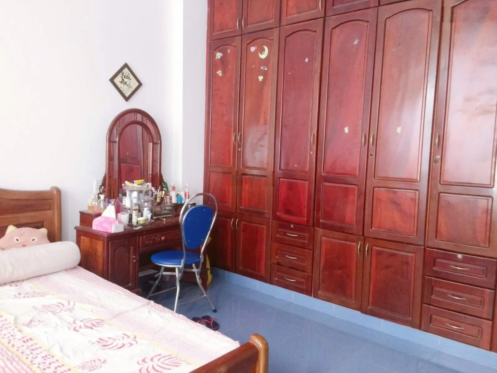 Bán nhà 2 mặt tiền hẻm trước sau đường Hoàng Hoa Thám DT 4.3x23m 5 tầng mới cứng full nội thất