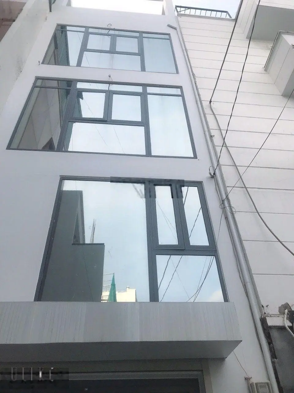 Nhà 5 tấm có thang máy Nguyễn Thái Bình, Q1. Chỉ 1 căn duy nhất giá tốt nhất khu vực đất vàng Q1