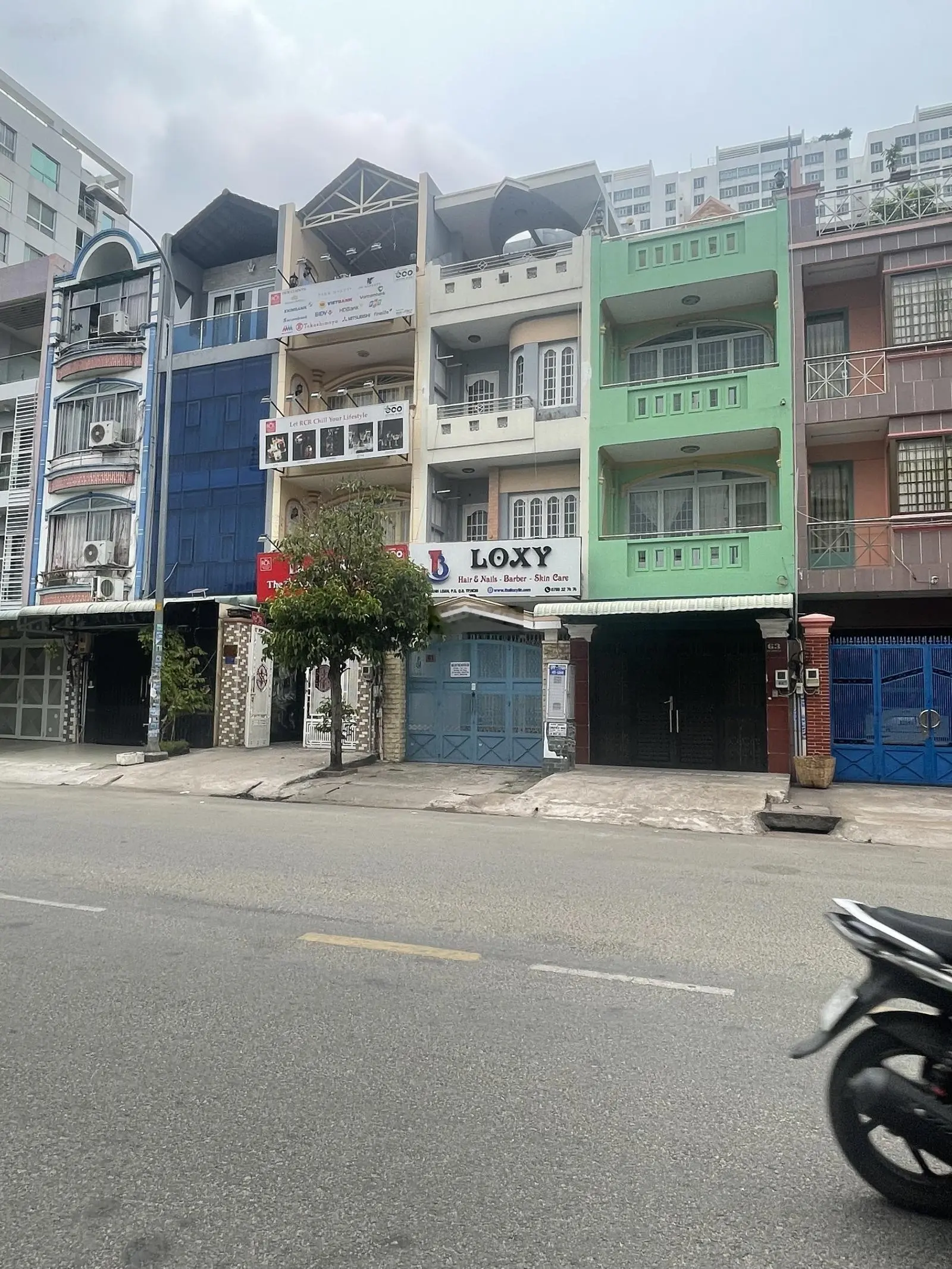 Bán gấp nhà mặt tiền 4 tầng khu phân lô Tạ Quang Bửu