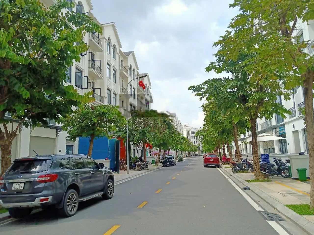 Nhà Phố Manhattan Vinhomes Grand Park 126m2, Gần Vinschool / Vincom Cần Bán Nhanh