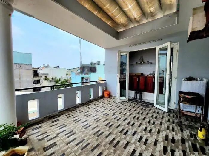 Nhà đẹp , bình thạnh 47m2 ( 4* 11,7) , 4 tầng _ hẻm xe hơi _ giá 7,2 tỷ _ gần trung tâm bà chiểu