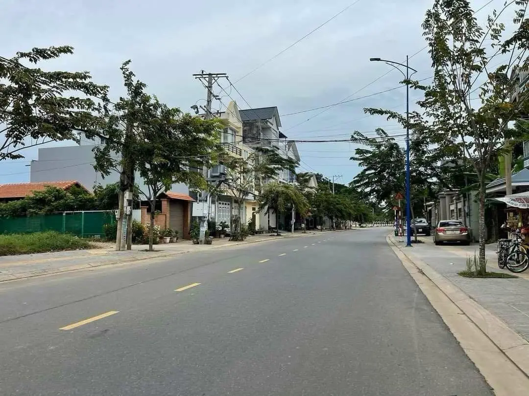 Giá ngộp sâu sở hữu nền 120m2, 1tỷ350 ngay đường Lê Duẩn nối dài, cách sân bay Long Thành 5 phút