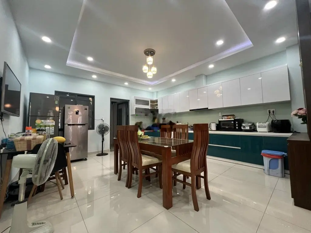 Bán nhà 4 tầng giá 17,2 tỷ, diện tích 102,5 m2, tại Hiệp Bình Phước, Thủ Đức