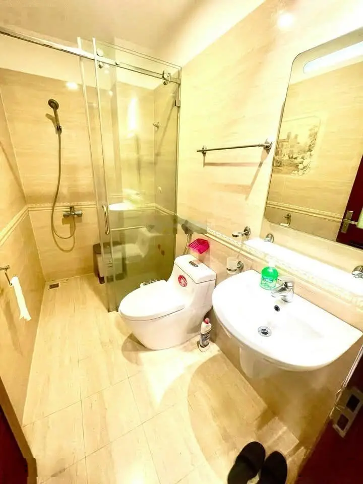 Bán nhà mặt phố Nguyễn Thị Định, 30 tỷ, 60m2, 8PN, 8WC, pháp lý đầy đủ, đẹp, nhiều tiện ích