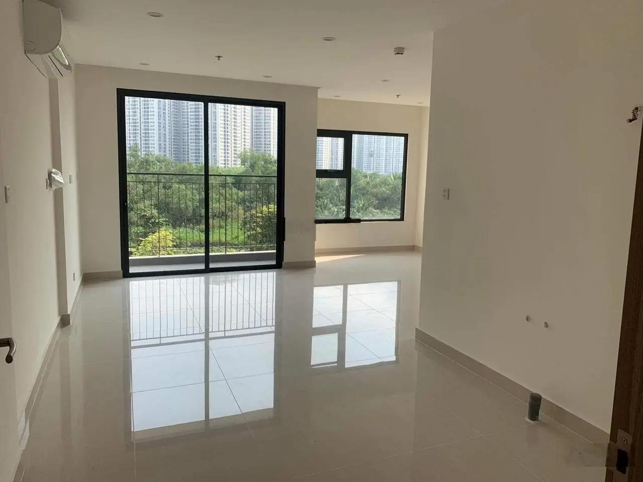 Chỉ 2tỷ650 cho 2PN+ 69m2 Rainbow Vinhomes Quận 9
