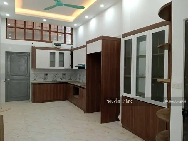 Siêu phẩm :mặt phố- kinh doanh - gara- vạn phúc - hà đông ,dt 80m , 4 tầng, mt 3,4m , $ chỉ 19 tỷ.
