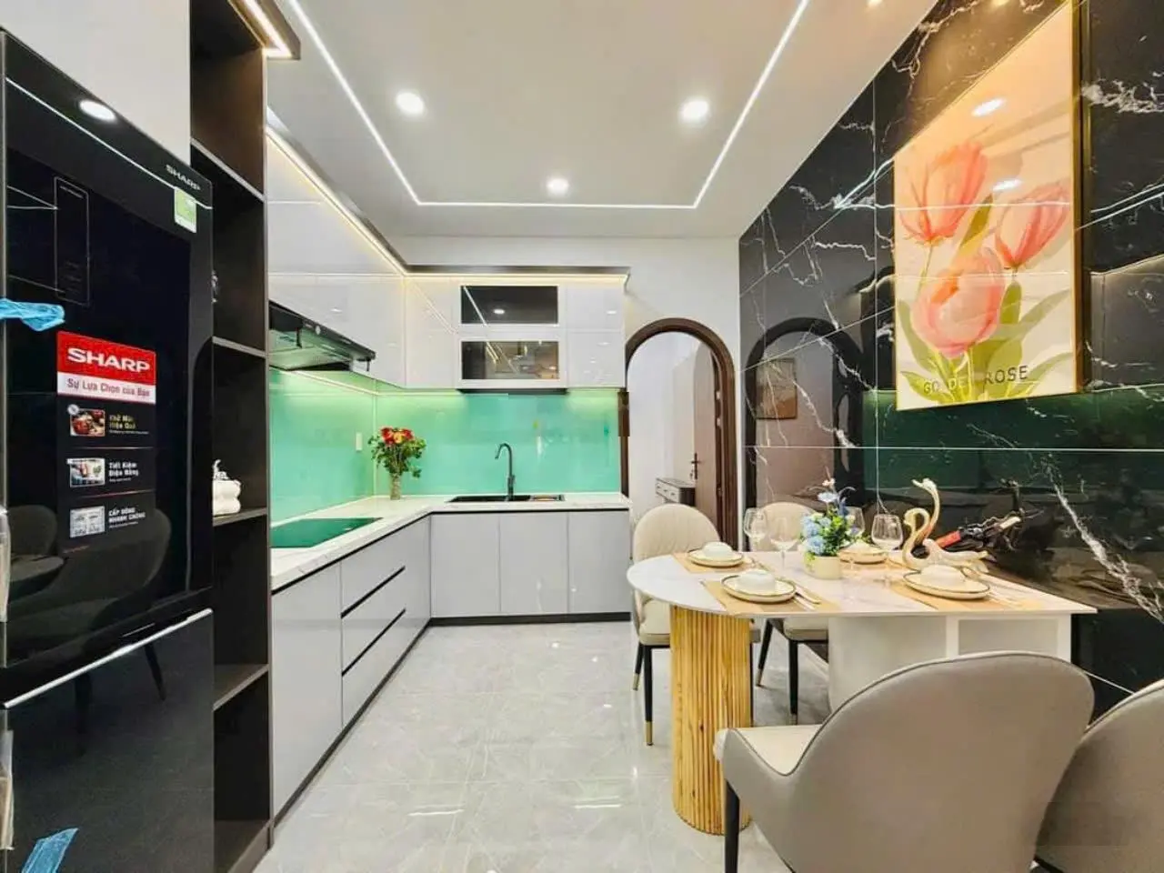 Chủ cần bán nhà gấp Bùi Văn Ngữ, Q12, 64m2, 2 tỷ 200, cho thuê 18 triệu, Sỗ sẵn