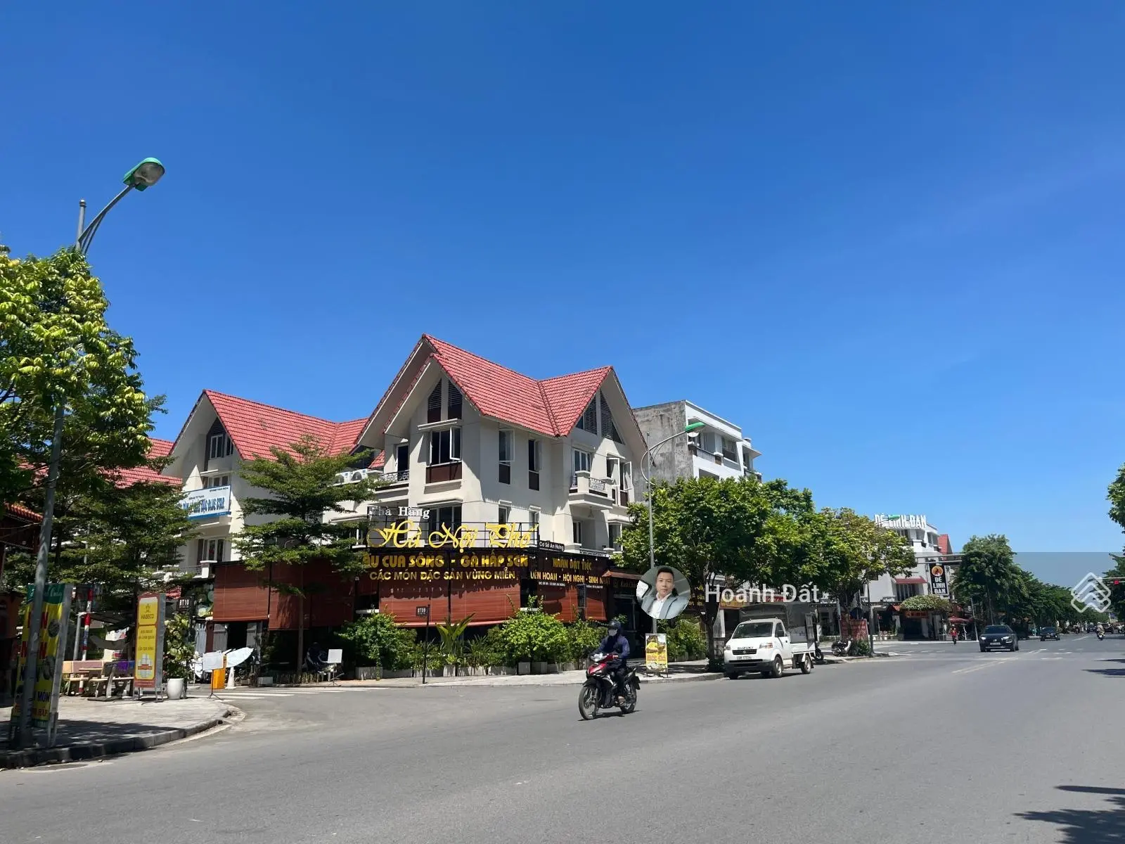 Biệt thự góc 241m2 view hồ khu đô thị Phú Lương, giá chỉ nhỉnh 37 tỷ. Hàng siêu hiếm