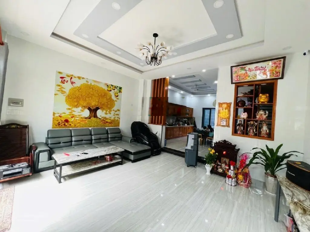 Bán nhà đẹp - mới - tặng nội thất khu vip cát lái quận 2 - 96m2 - giá chỉ 9,3 tỷ